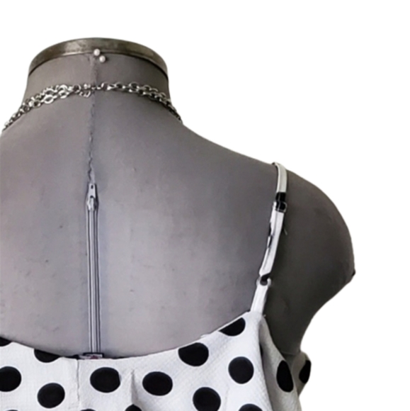 BLACK POLKA DOT ☆ COLD SHOULDER ☆  FLOUNCE TOP ☆ 2x ☆ NWT - Picture 6 of 9